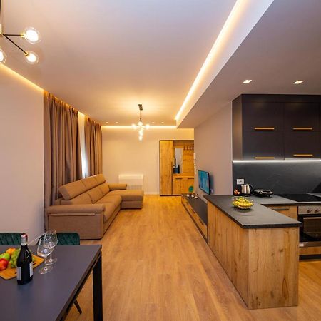 Central Chic Apartments Tirana Exterior photo
